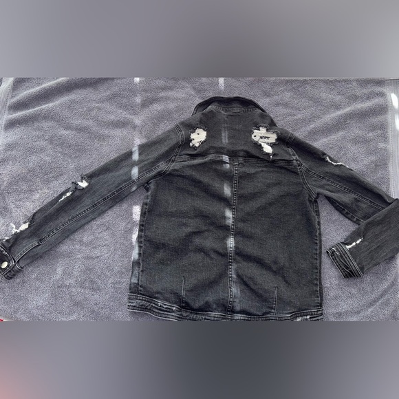 Jean jacket size XS - Picture 4 of 5